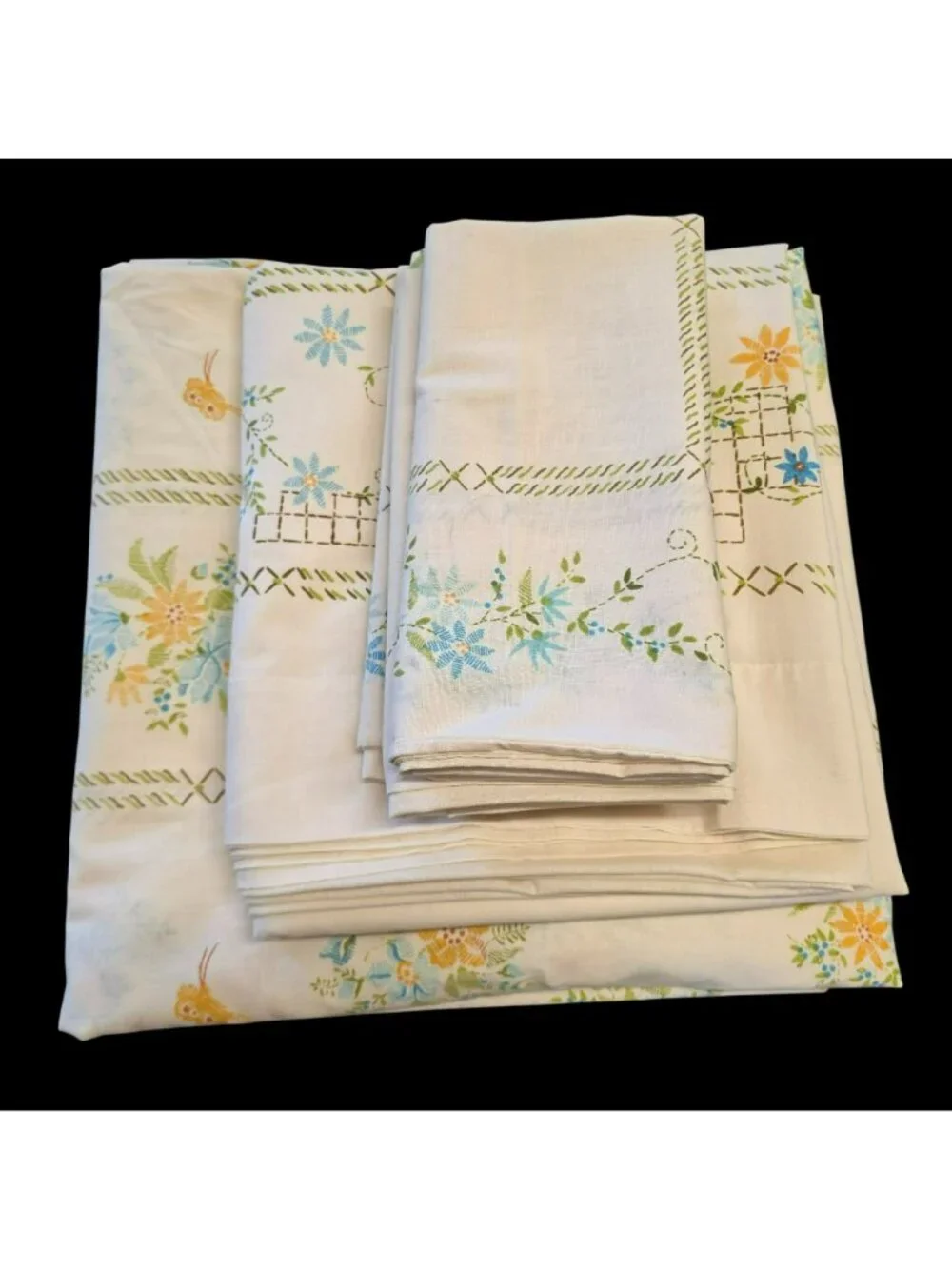 Vtg 70s Queen Bedding Set Lady Pepperell Cottage Floral Faux Needlepoint Muslin